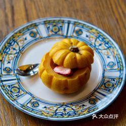 酒店大厅吃瓜,一场意外的“吃瓜”盛宴  第1张