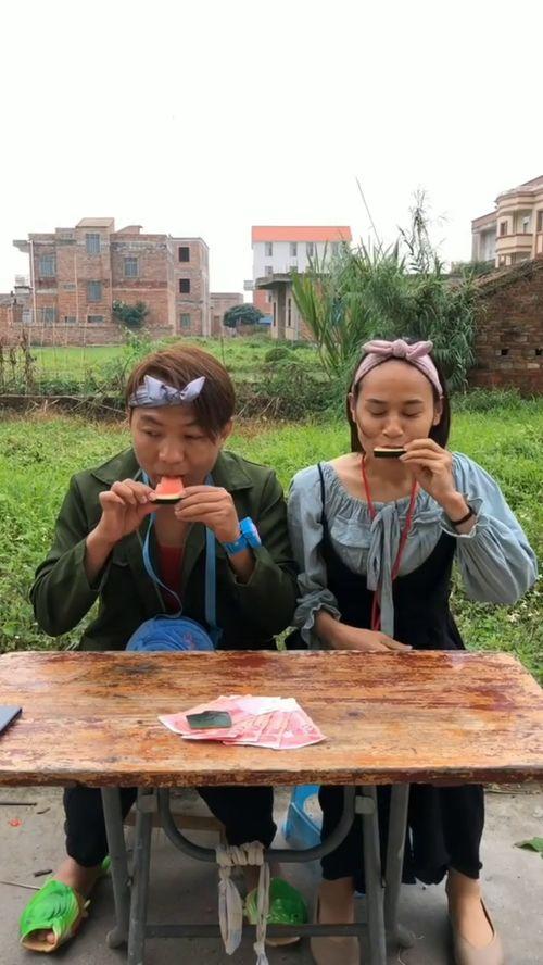 吃瓜比赛3,瓜界巅峰对决,谁将问鼎瓜王宝座? 第3张 吃瓜比赛3,瓜界巅峰对决,谁将问鼎瓜王宝座? 第3张